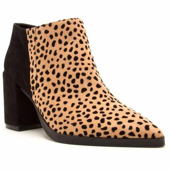 QUPID Leopard Animal Print Suede Point-Toe Colorblock Two-Tone Ankle Booties NWT - Picture 2 of 8
